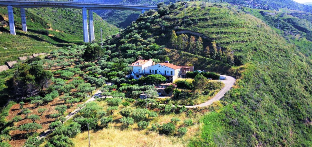 Tenuta Petreria Santo Stefano di Camastra Eksteriør billede